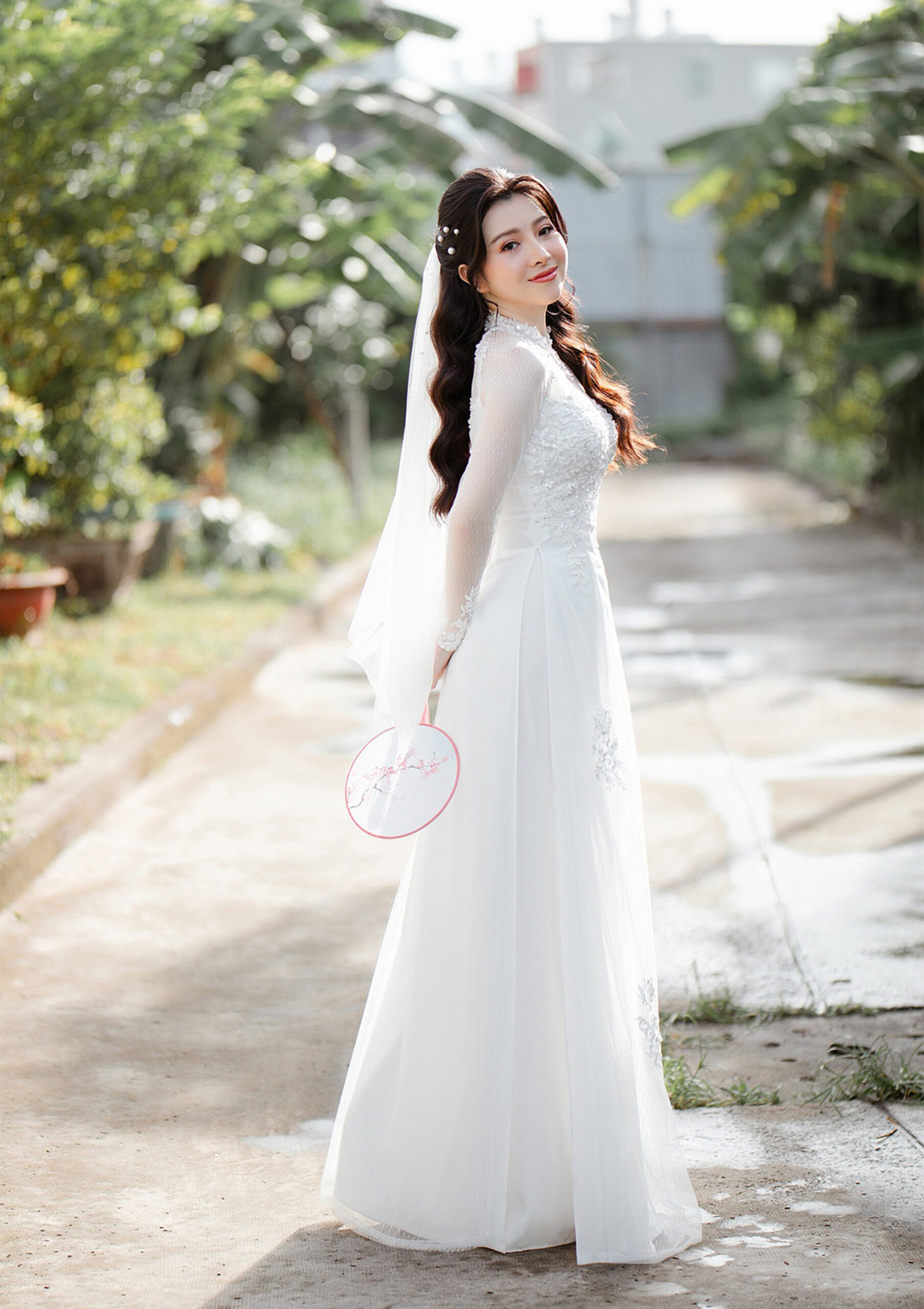 Pure White (สีขาวบริสุทธิ์) ชุดแต่งงาน แต่งงานสีขาว ชุดเจ้าสาว หาชุดแต่งงาน สีผิวไหนใส่ชุดแต่งงานแล้วสวย wedding wedding dress สีขาวไหนสวย