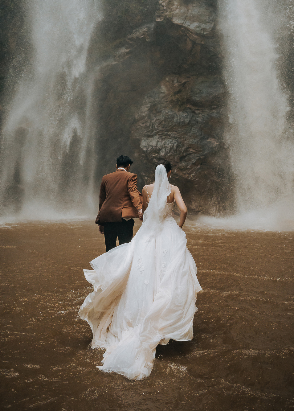 Forest Feel ถ่ายรูปพรีเวดดิ้ง พรีเวดดิ้ง ช่างภาพ ถ่ายภาพ ถ่ายรูปพรีเวดดิ้ง prewedding photoprewedding ถ่ายในสตู